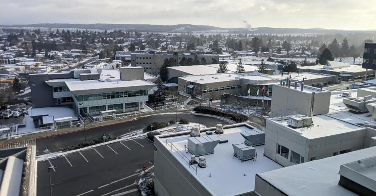 VIU Student Pulse News January 24 2024 Vancouver Island University   Snow On Campus 3 